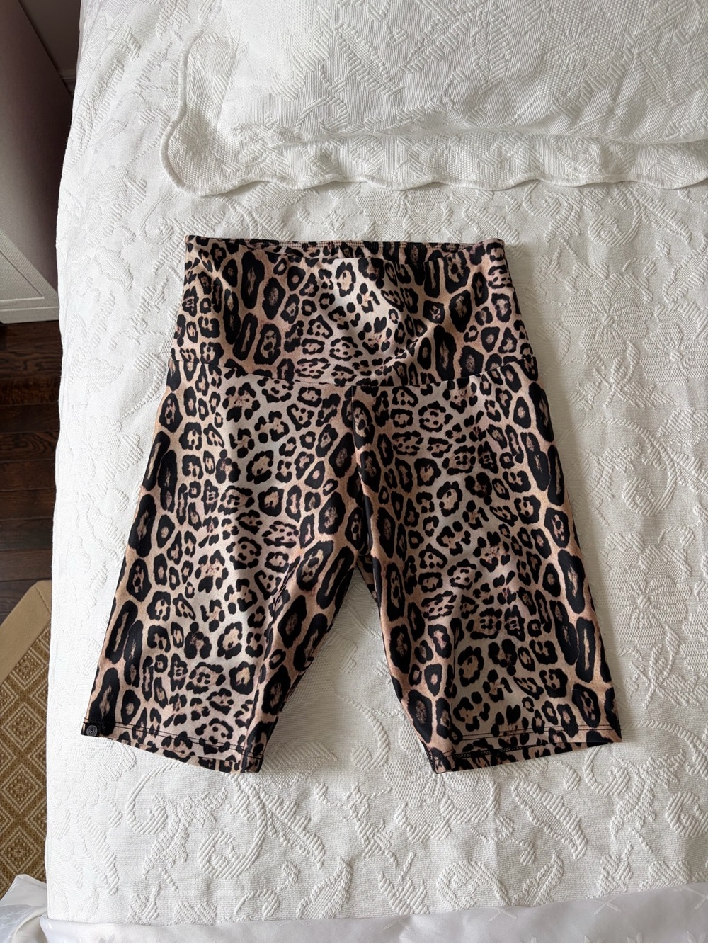 Beyond Yoga Leopard Print High-Rise Bike Shorts - Beige & Black